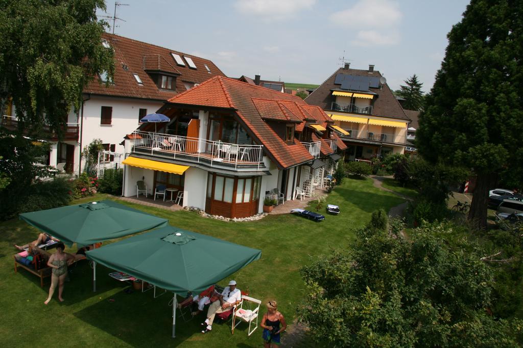 Strandhaus Hagnau Hotel Exterior photo