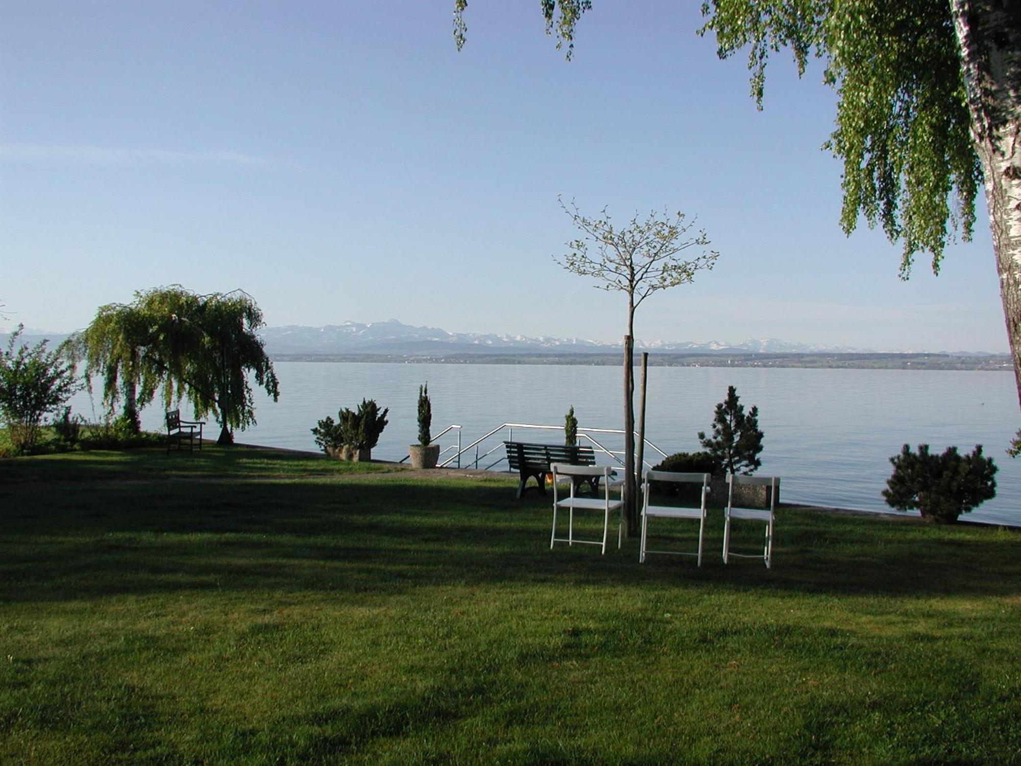 Strandhaus Hagnau Hotel Exterior photo